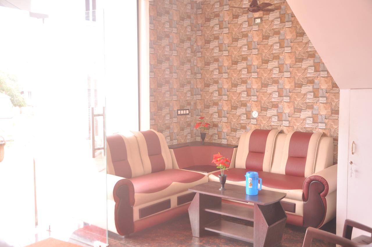 Hotel Sr Residency Rāmeswaram Buitenkant foto